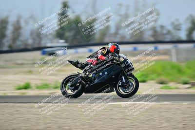media/Apr-18-2025-TrackDaz (Fri) [[45f5874c44]]/B Group/Session 2 (Turn 7)/